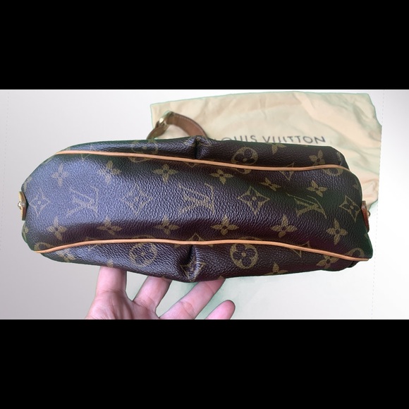 **SOLD**Louis Vuitton Monogram Tulum PM Purse - Picture 2 of 8